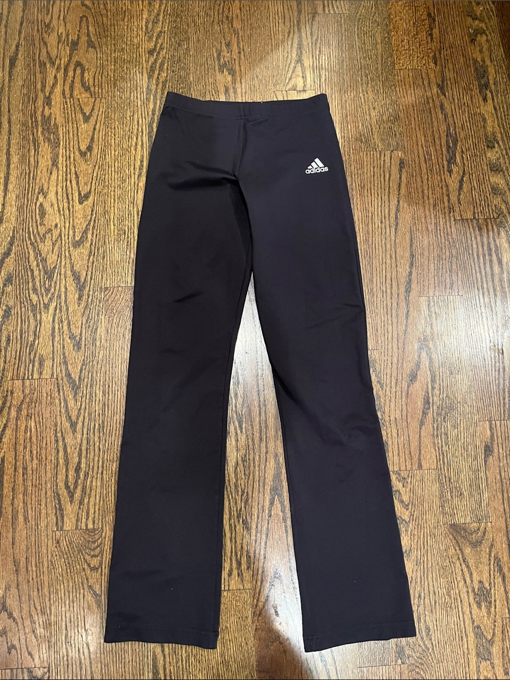 adidas women's ' Black Active straight leg Leggings